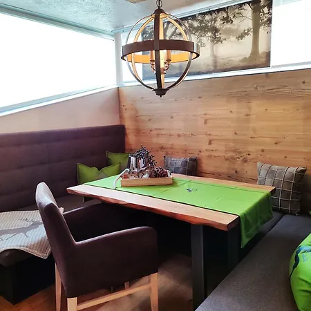 Kosis Townhouse Mit Zugang Im Kosis Sports Lifestyle Und Gartennutzung Fuegen